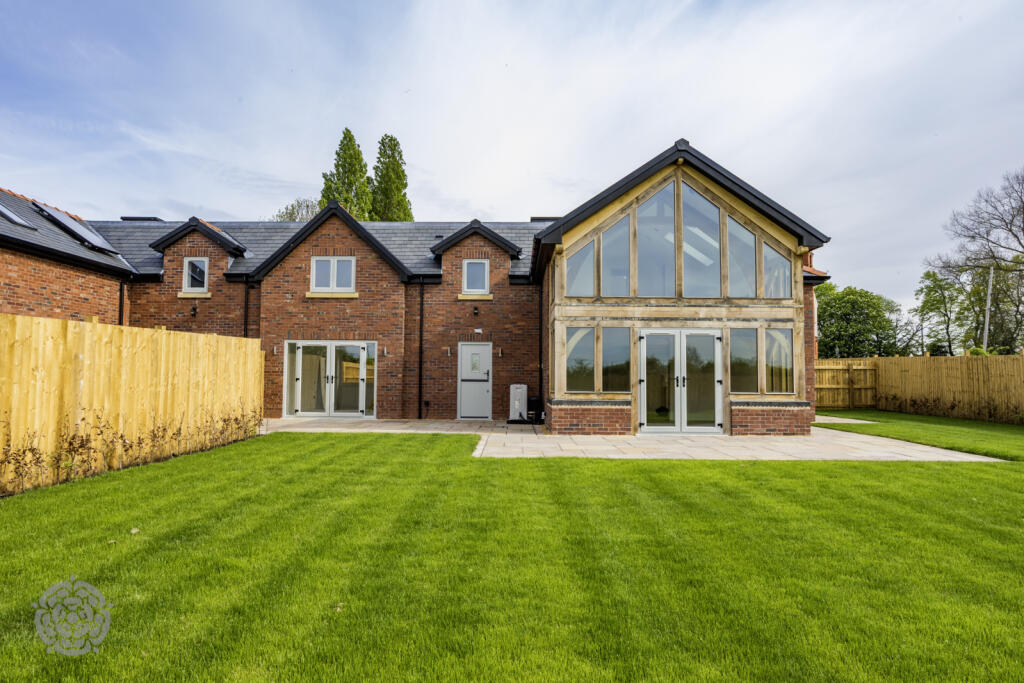 Main image of property: Kenyon Lane, Lowton, Warrington, Greater Manchester, WA3 1LQ