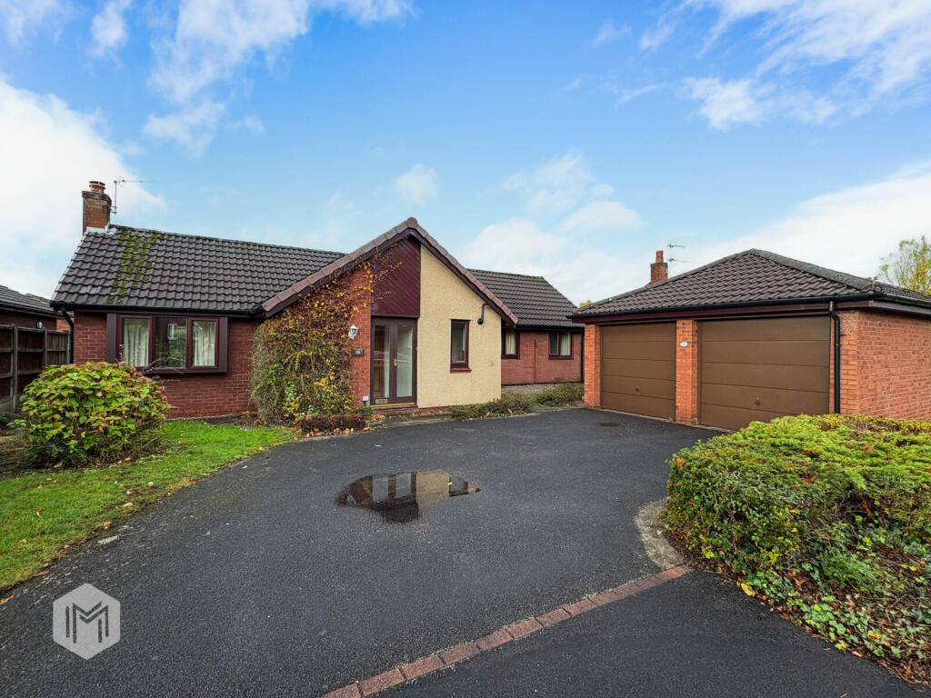 Main image of property: Carrington Close, Birchwood, Warrington, Cheshire, WA3 7QA