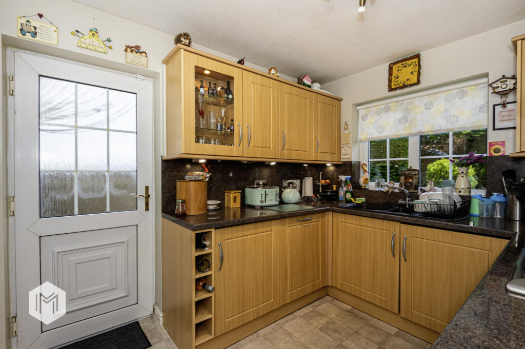 Additional property image - Brockenhurst Drive, Harwood, Bolton, BL2 4HP