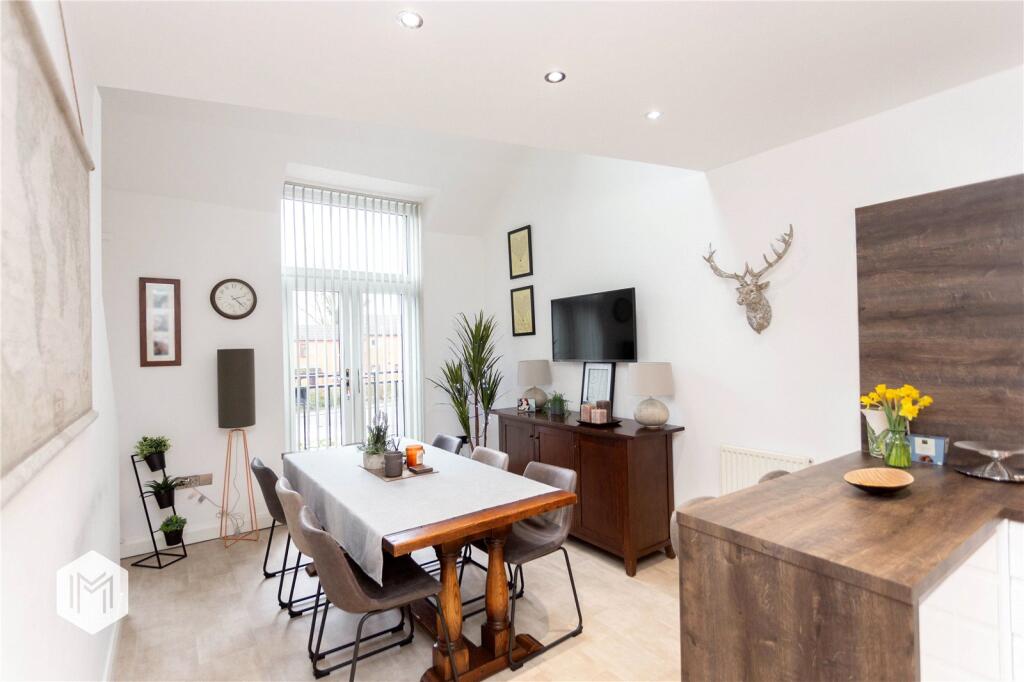 Additional property image - Parish Walk, Ainsworth, Bolton, BL2 5SR