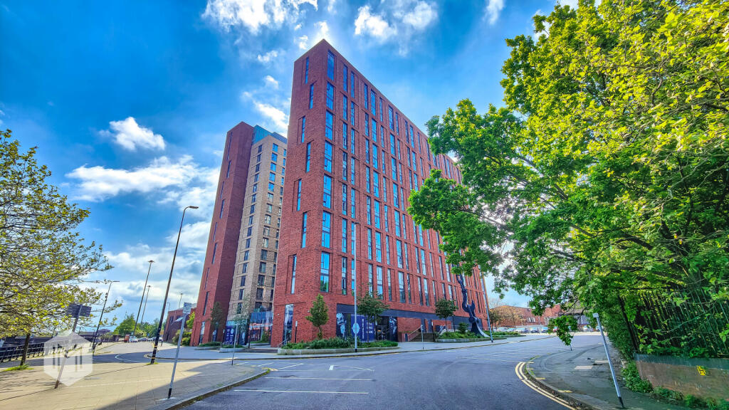 1 bedroom apartment for sale in Wharf End, Trafford Park, Manchester
