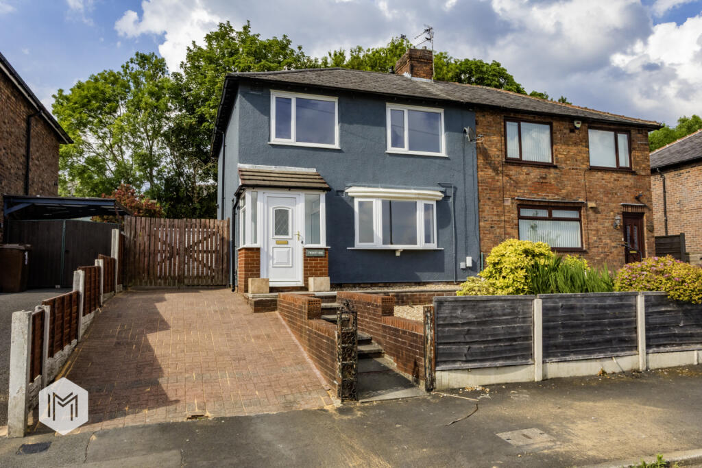 3 bedroom semi-detached house