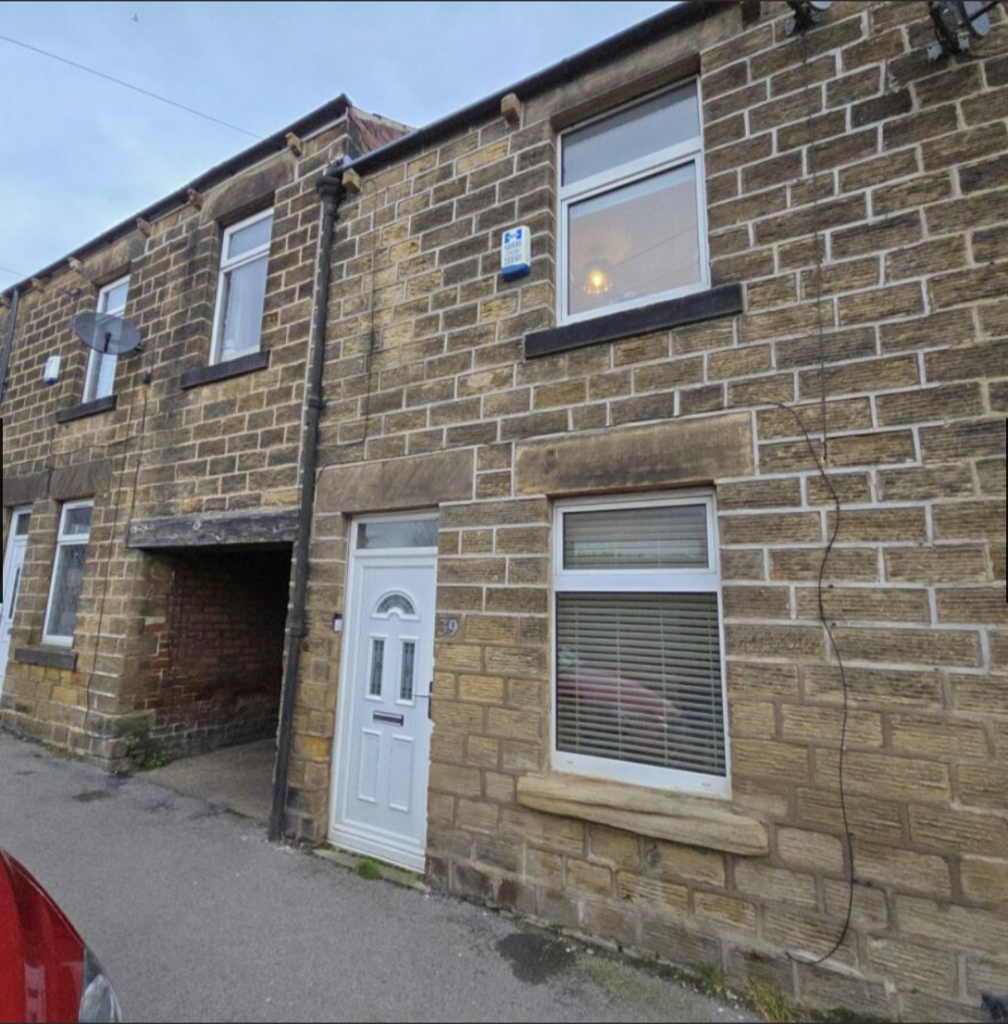 Main image of property: High Street, Dodworth, Barnsley, S75