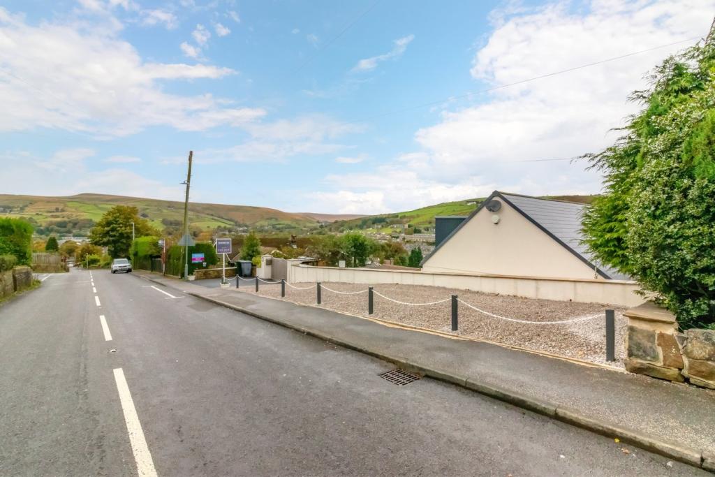 3 bedroom detached bungalow for sale in Meltham Road, Marsden