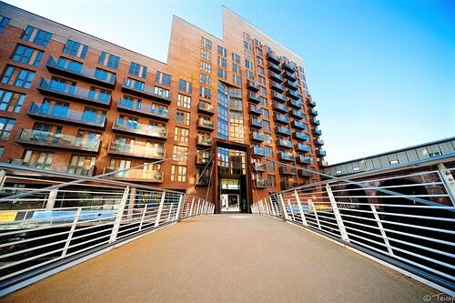 Main image of property: Wharf Approach, Leeds, LS1
