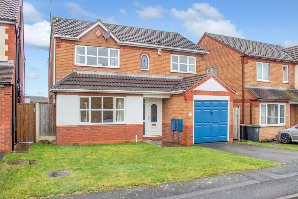 4 bedroom detached house for sale in Gowan Close, Beeston, Nottingham, Nottinghamshire, NG9