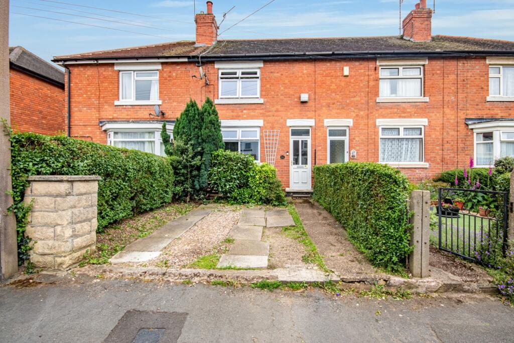 3 bedroom terraced house for sale in Trent Road, Beeston, Nottingham, NG9