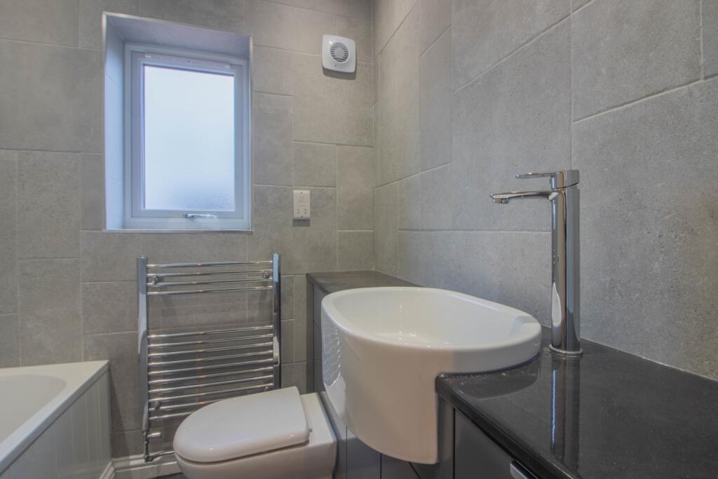 Additional property image - The Triangle, Ilkeston, Derbyshire, DE7