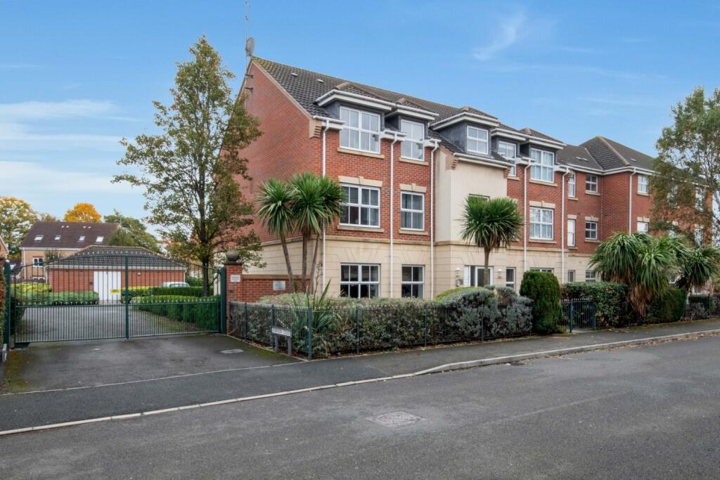 Main image of property: Robinson Court Chilwell, Beeston, Nottingham, Nottinghamshire, NG9