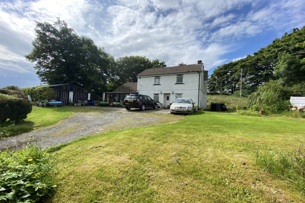 3 bedroom smallholding for sale in Clydach Dingle, Brynmawr, Ebbw Vale