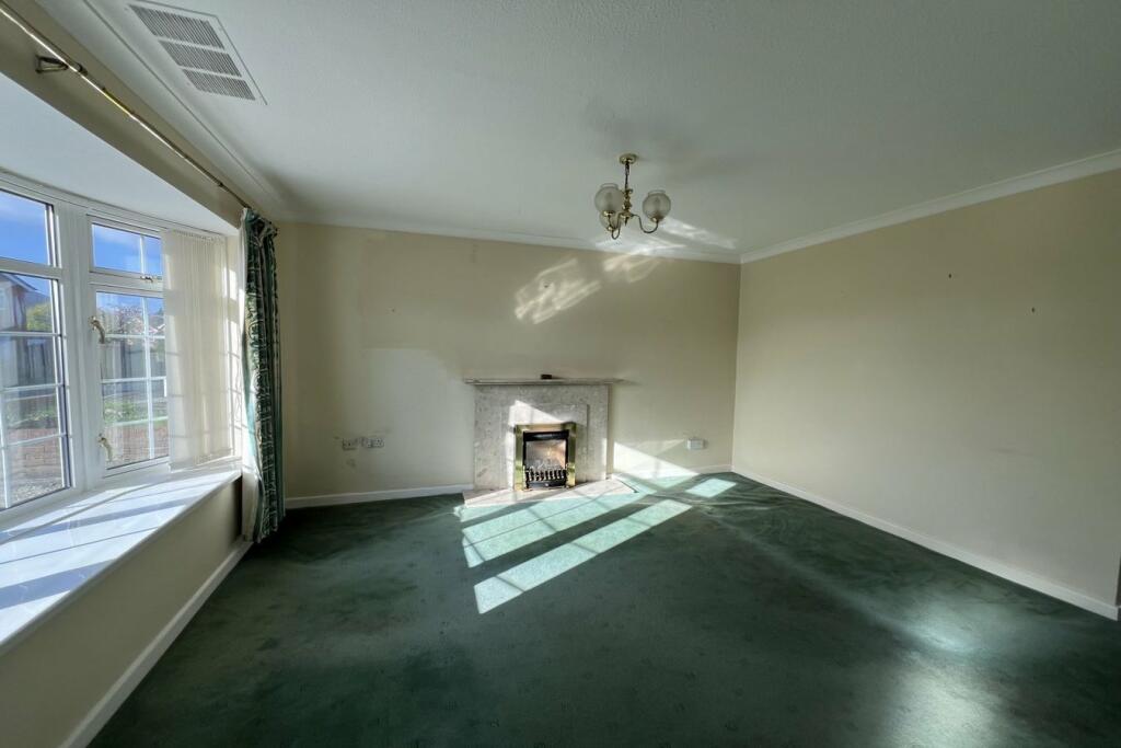 3 bedroom link detached house for sale in Croesonen Parc, Abergavenny, NP7