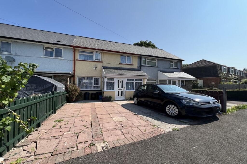 Main image of property: The Avenue, Govilon, Abergavenny, NP7
