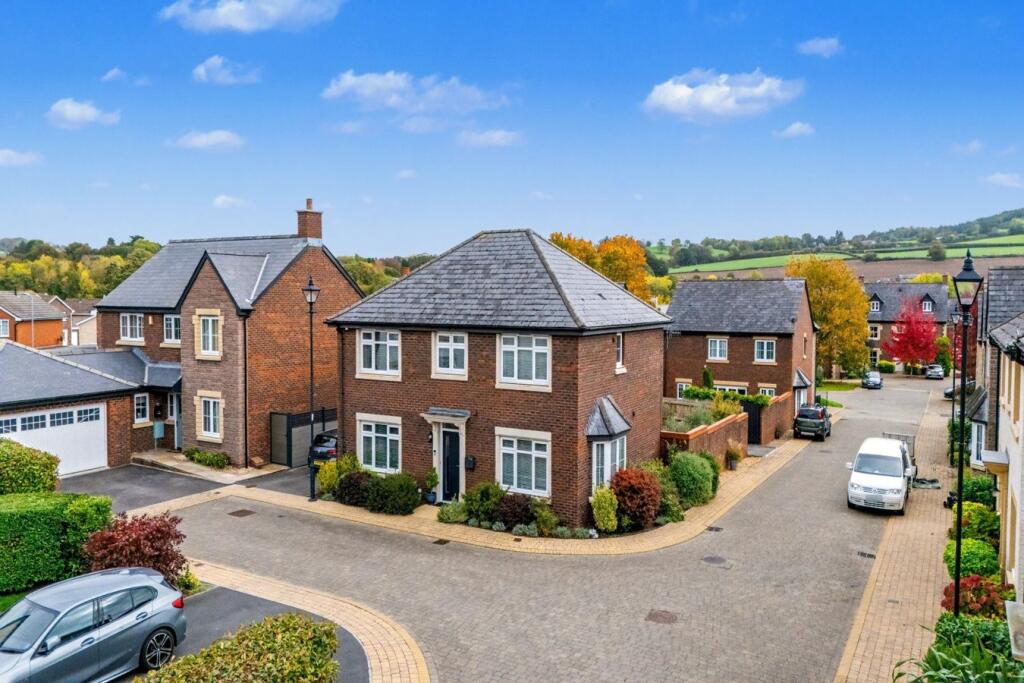 Main image of property: Croesonen Gardens, Abergavenny, NP7