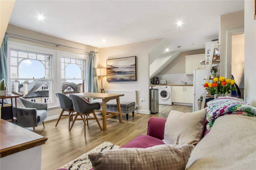 Main image of property: Alexandra Park Road, London, N10