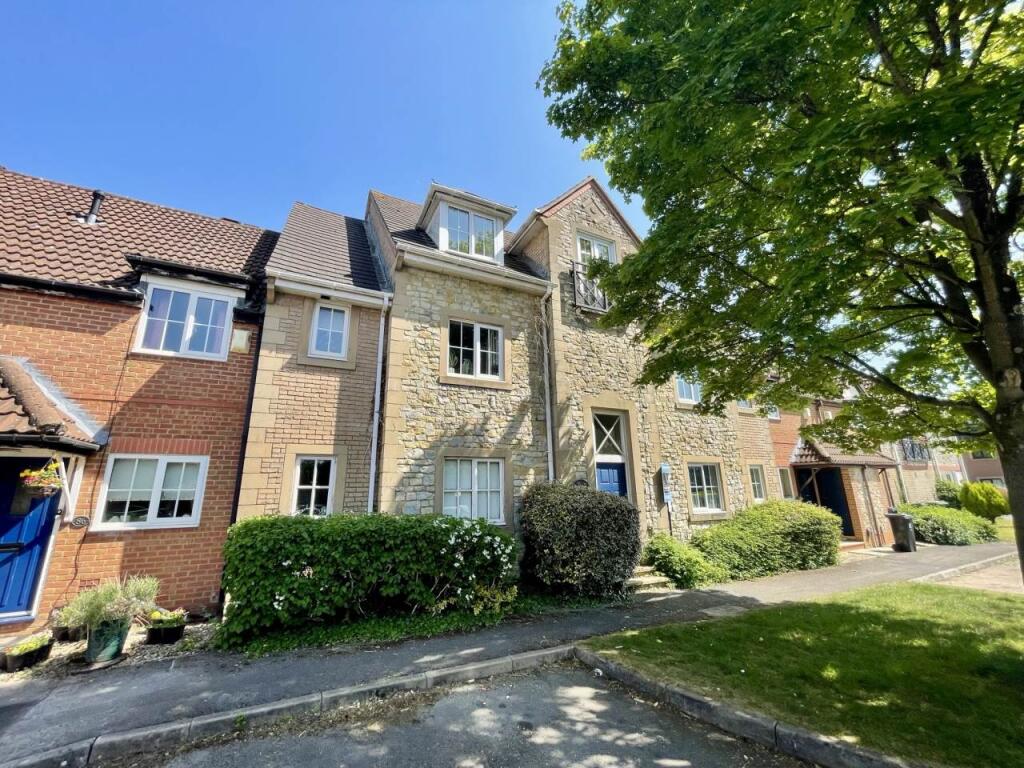 Main image of property: Hay Leaze, Yate, South Gloucestershire