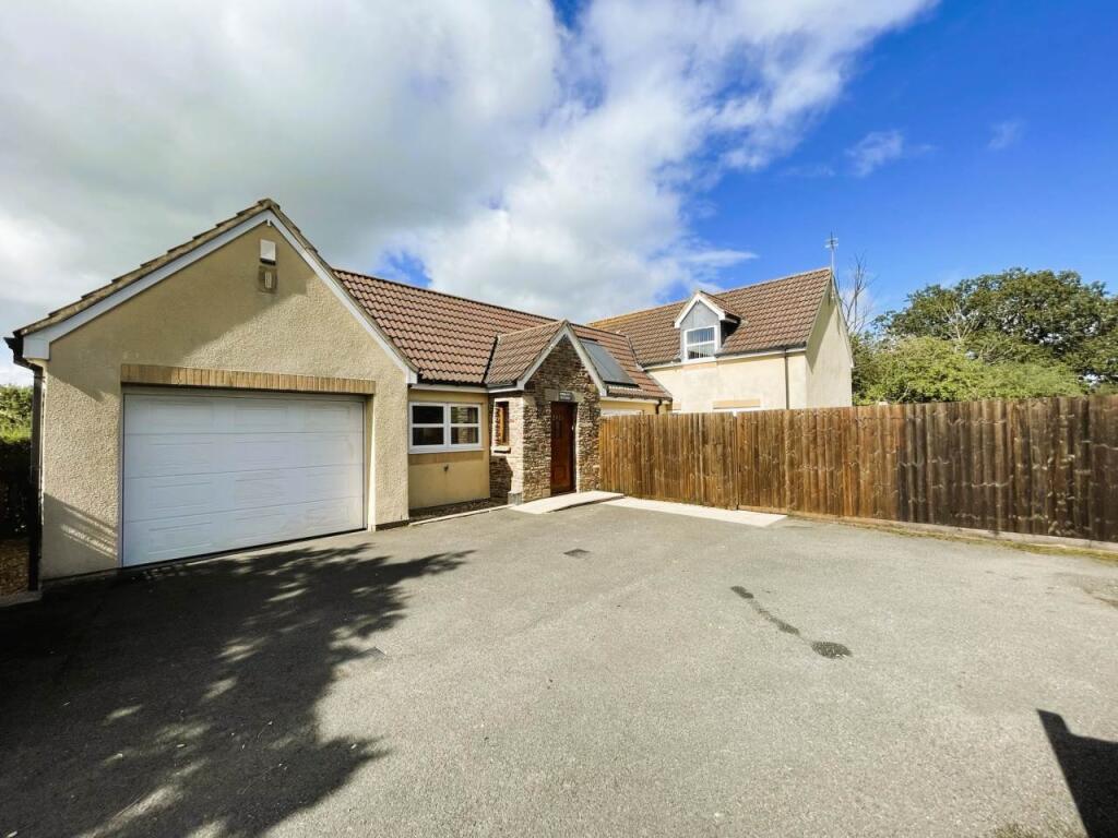 Main image of property: Cobblers Cottage, Church Road, Frampton Cotterell