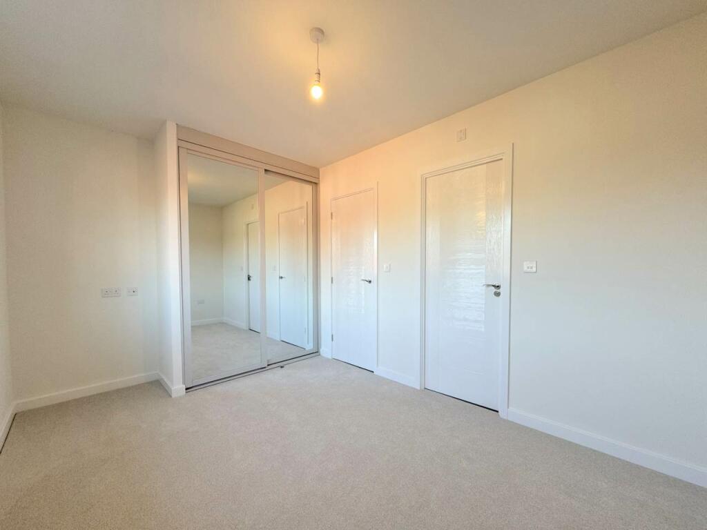 Additional property image - Nelmes Close, Thornbury, South Gloucestershire