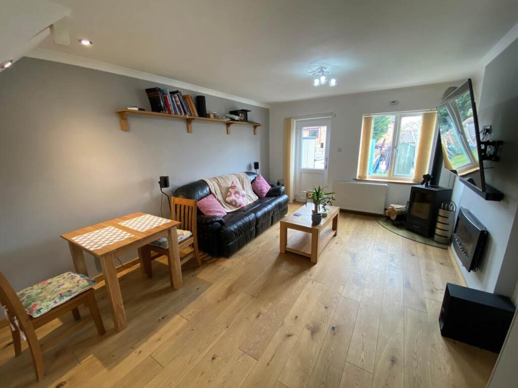 Additional property image - Bluebell Close, Thornbury, South Gloucestershire