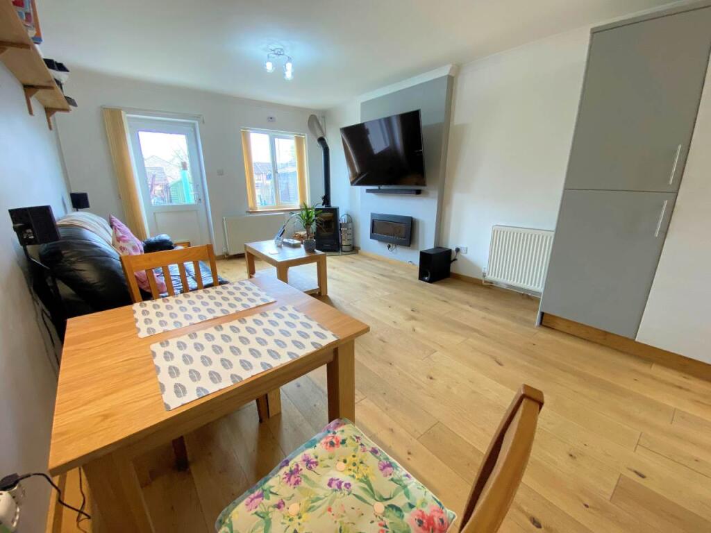 Additional property image - Bluebell Close, Thornbury, South Gloucestershire