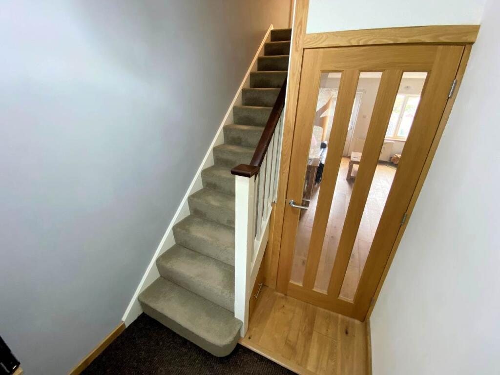 Additional property image - Bluebell Close, Thornbury, South Gloucestershire