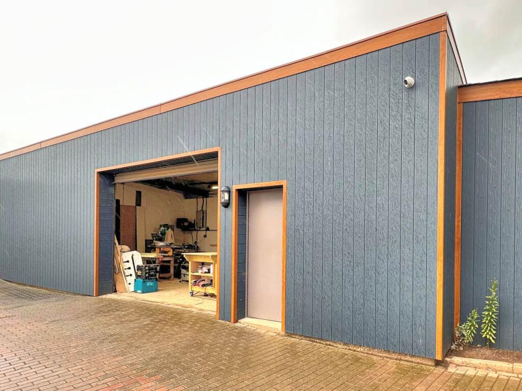 Main image of property: Latteridge Road, Earthcott Green, South Gloucestershire