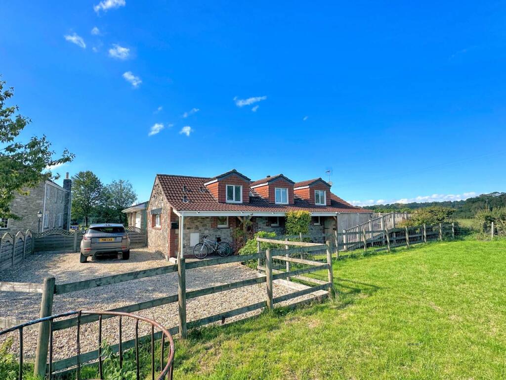 Main image of property: Itchington, Itchington, South Gloucestershire 