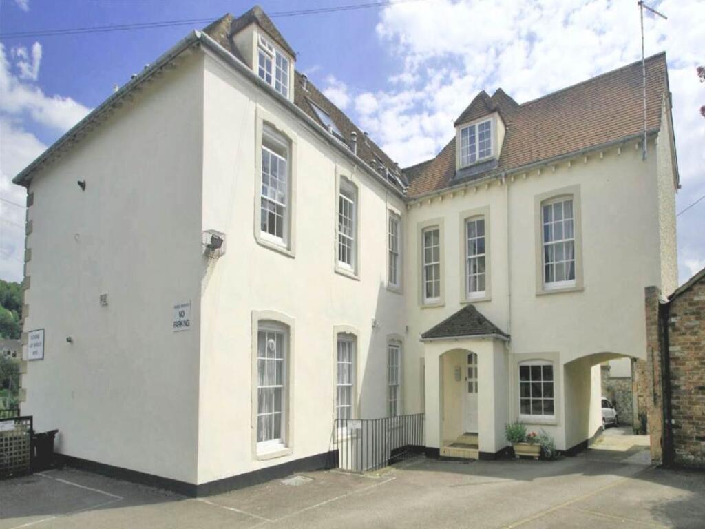 Main image of property: Flat 2, KLB Mews, School Road, Wotton-under-Edge