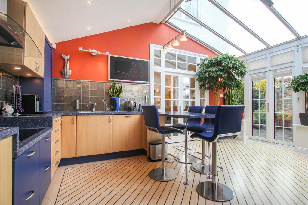 Additional property image - Somerton Road, Horfield, BS7