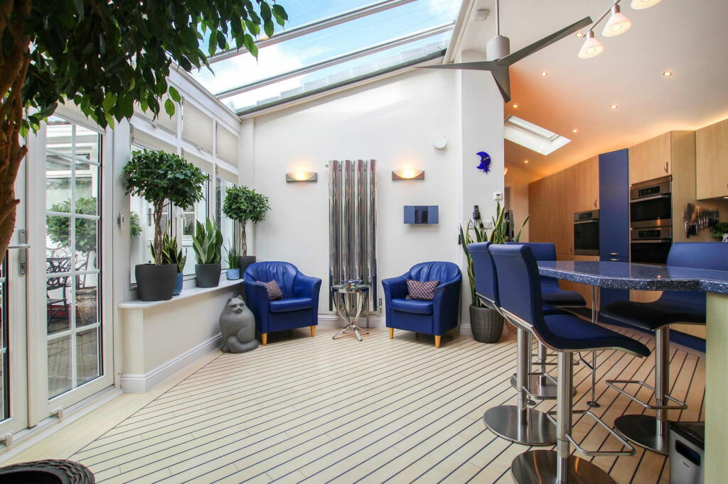Additional property image - Somerton Road, Horfield, BS7