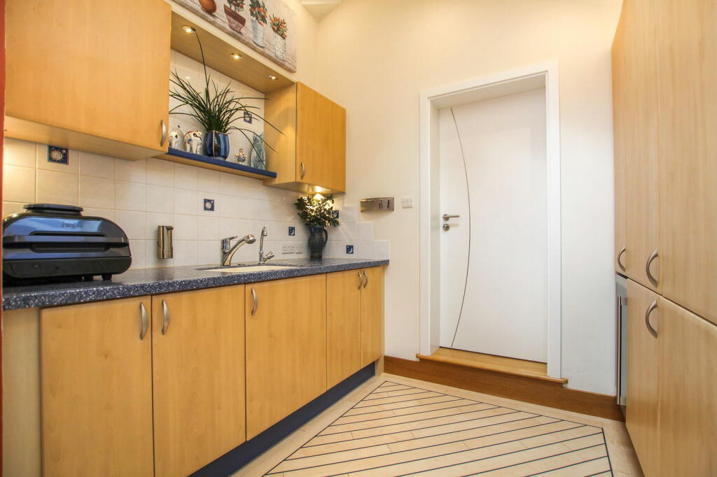 Additional property image - Somerton Road, Horfield, BS7