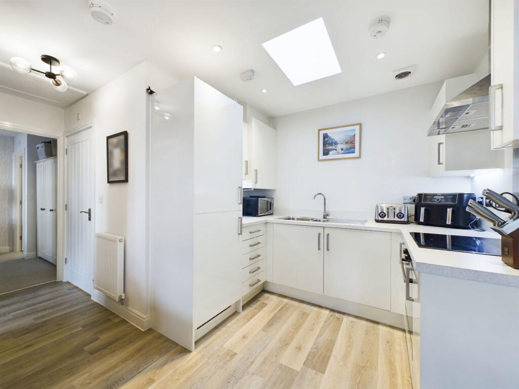 Additional property image - Brick Hill Way, Patchway, BS34