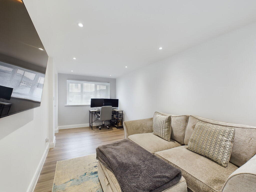 Additional property image - Brick Hill Way, Patchway, BS34