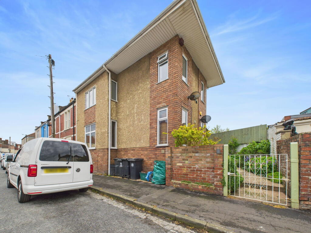 Main image of property: Avonleigh Road, The Chessels, Bristol