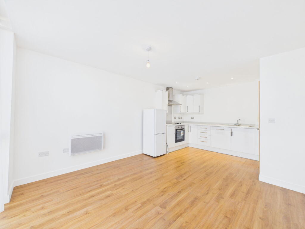 Main image of property: East Street, Bedminster, Bristol, BS3 4EJ