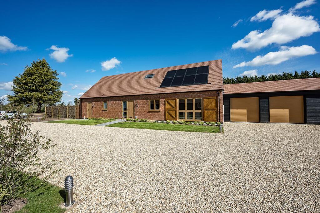 Main image of property: Claverdon, Warwickshire