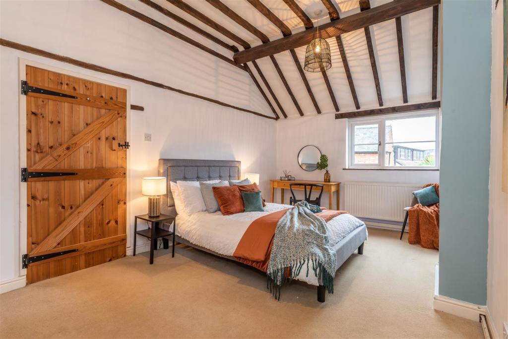 4 bedroom character property for sale in Main Street, Gilmorton