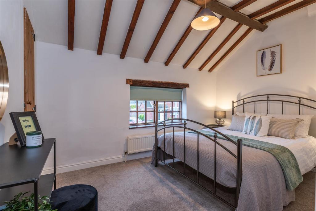 4 bedroom character property for sale in Main Street, Gilmorton