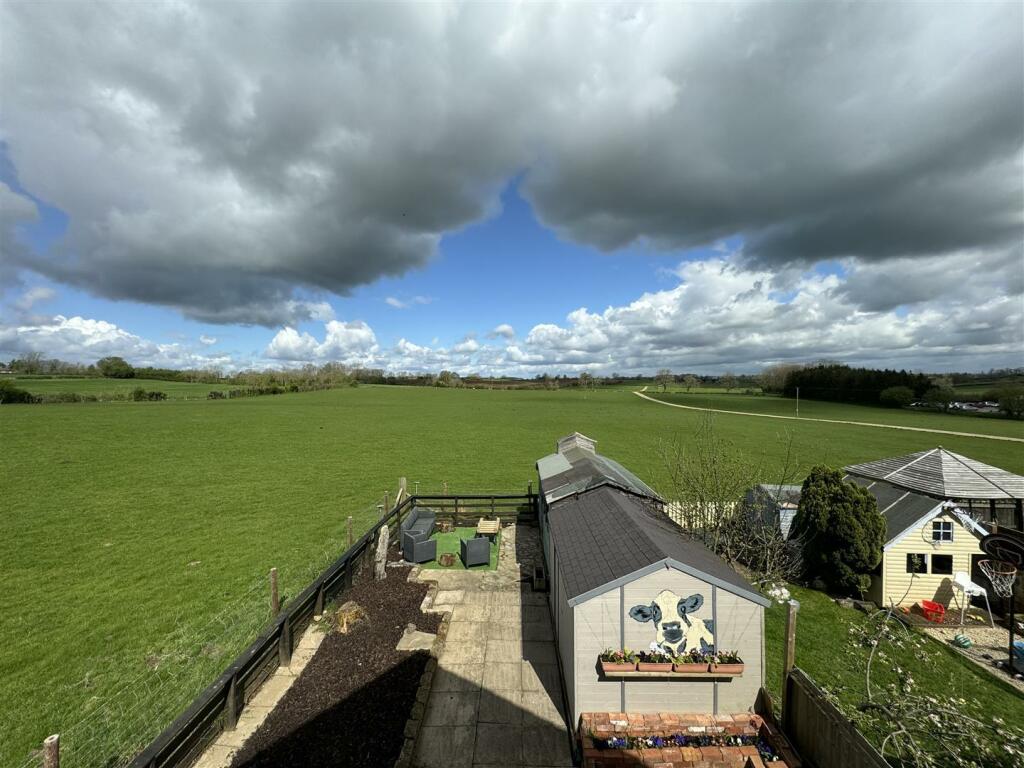 4 bedroom character property for sale in Station Road, North Kilworth