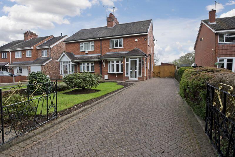 Bedroom Semi Detached House For Sale In Brewood Road Cross Green Near Coven Wolverhampton Wv