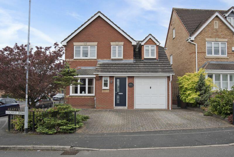 3 bedroom detached house for sale in Lingfield Road, Norton Canes