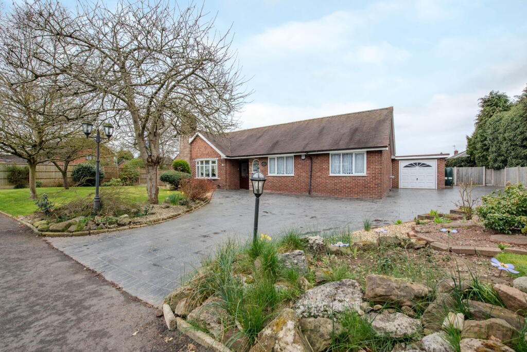 Main image of property: Lower Penkridge Road, Acton Trussell, Stafford, ST17 0RJ
