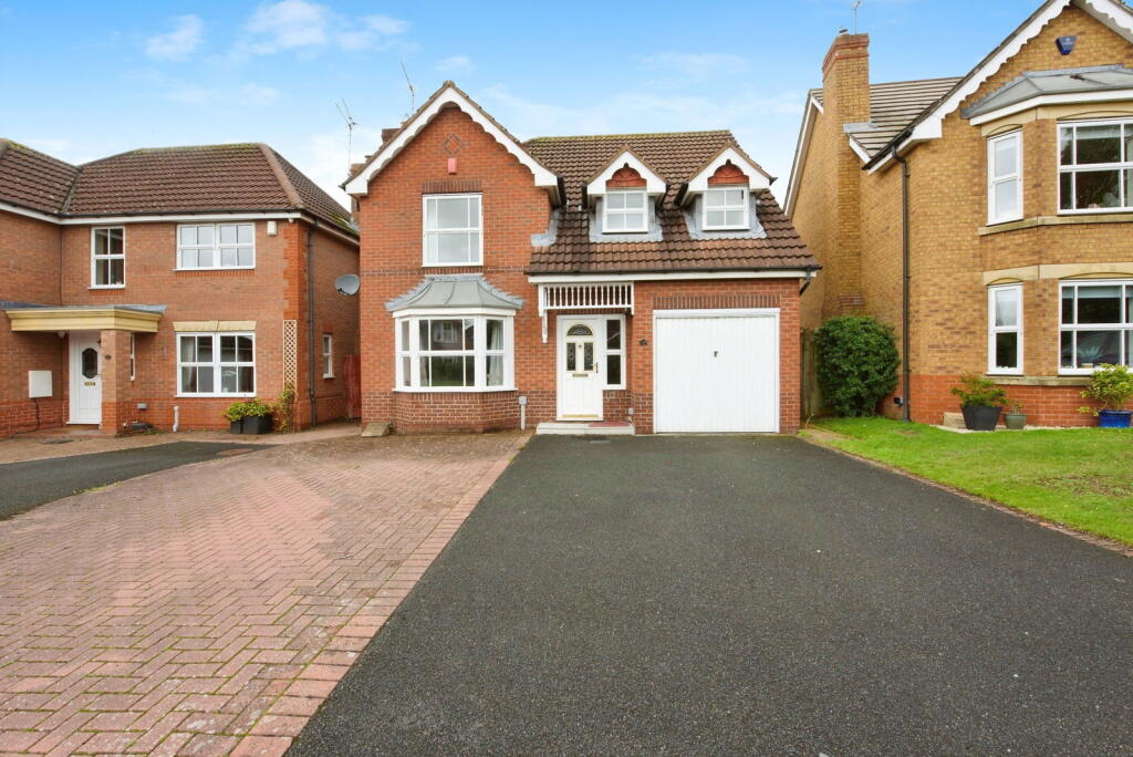 Main image of property: Walhouse Drive, Penkridge, Staffordshire, ST19 5SP