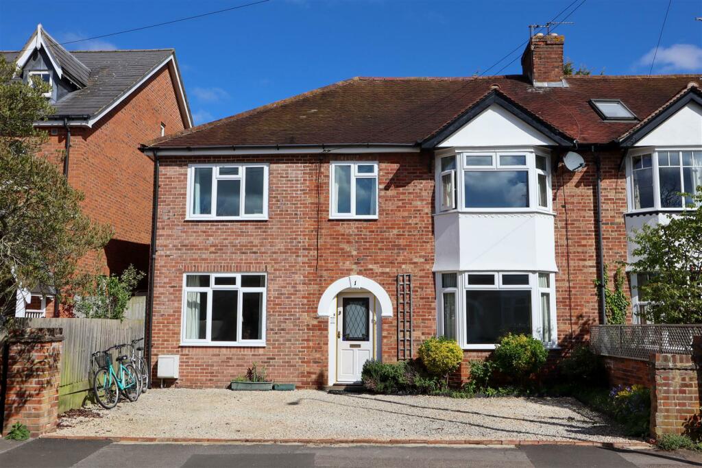 Main image of property: Carlton Road, Oxford