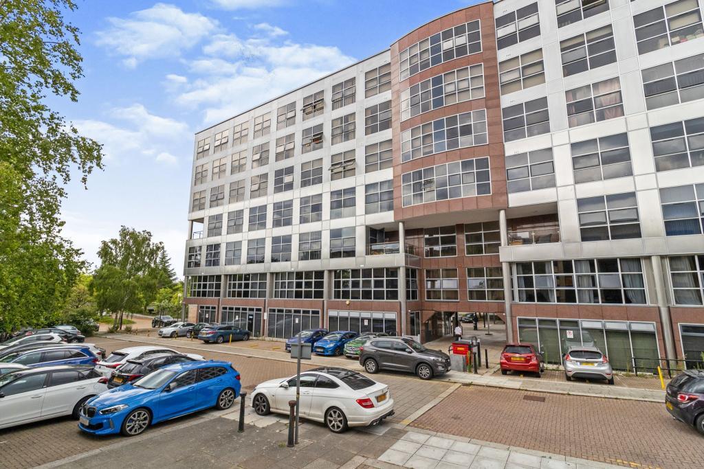 Main image of property: Silbury Boulevard, Central Milton Keynes, Milton Keynes, MK9