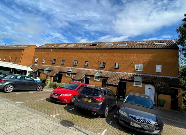 Main image of property: North Twelfth Street, Central Milton Keynes, Milton Keynes, MK9