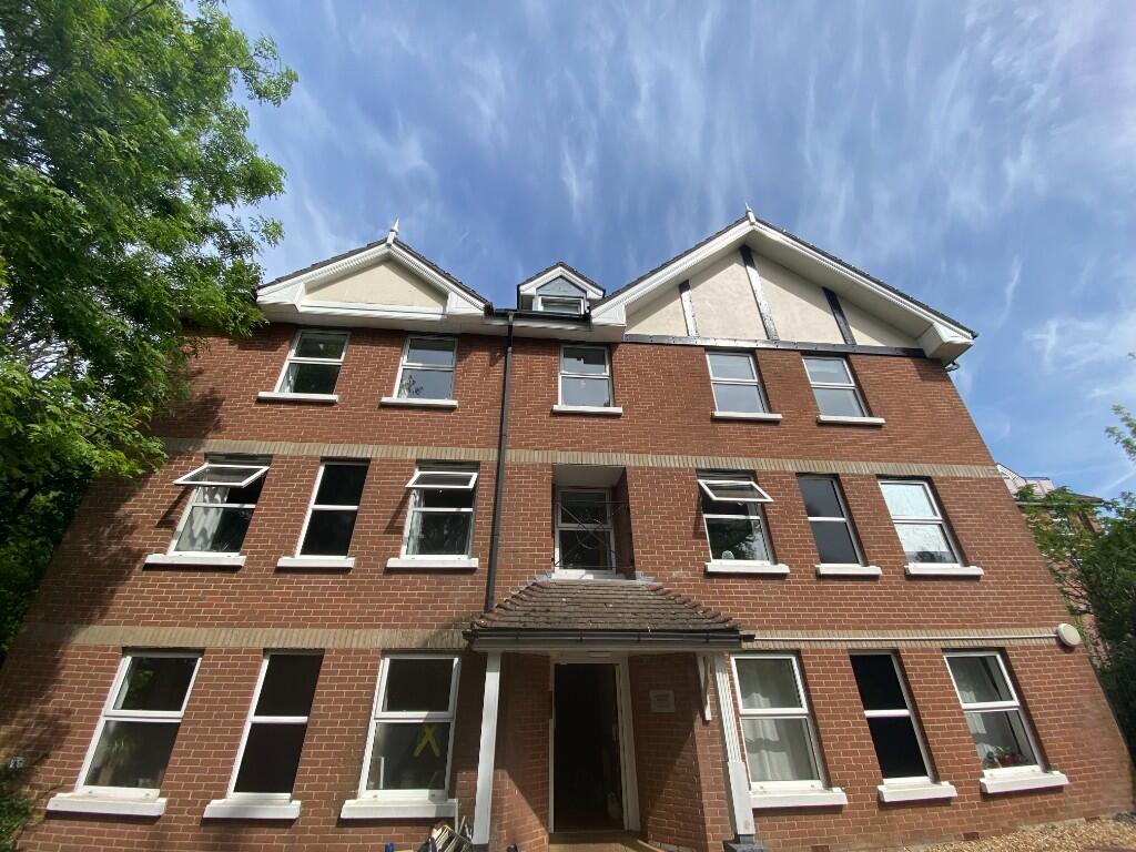 Main image of property: Lawn Road, Southampton, Hampshire, SO17