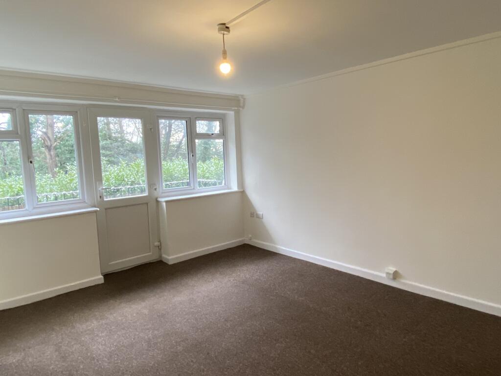 Main image of property: Coxford Road, Southampton, Hampshire, SO165SL