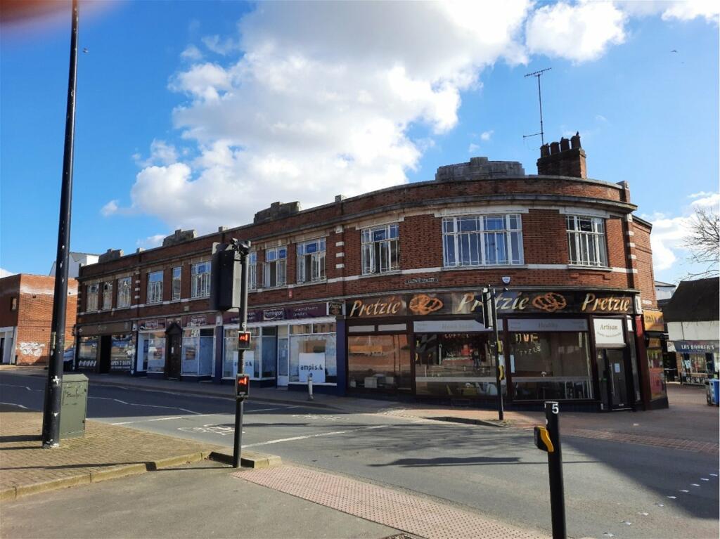 Commercial property to lease in Crown Street, Ipswich, Suffolk, IP1