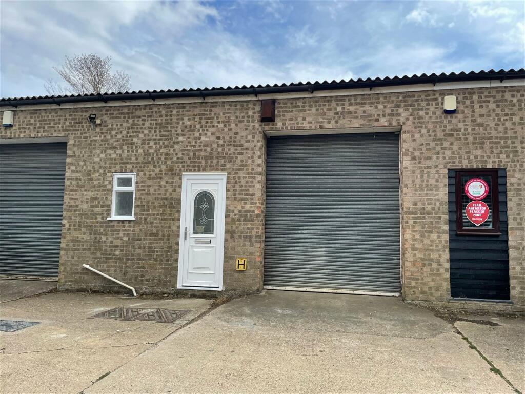 Commercial property to lease in Woodbridge Road Industrial Estate