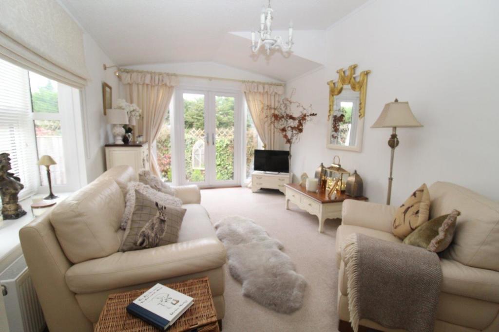 2 bedroom park home for sale in High Croft Park, Newton Hall Lane